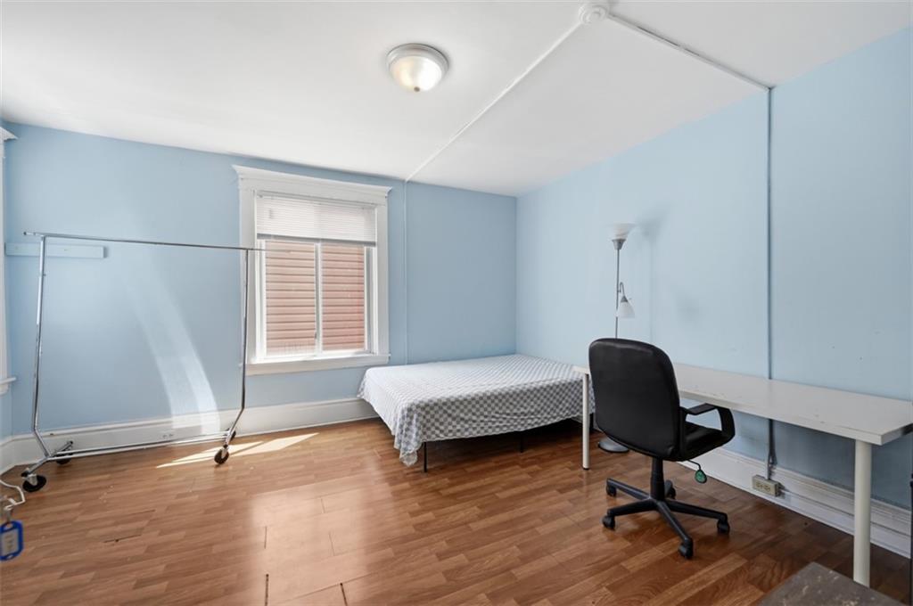 244 Robinson Street Pittsburgh, PA 15213 - Photo 23 of 33 Gallery Image 23