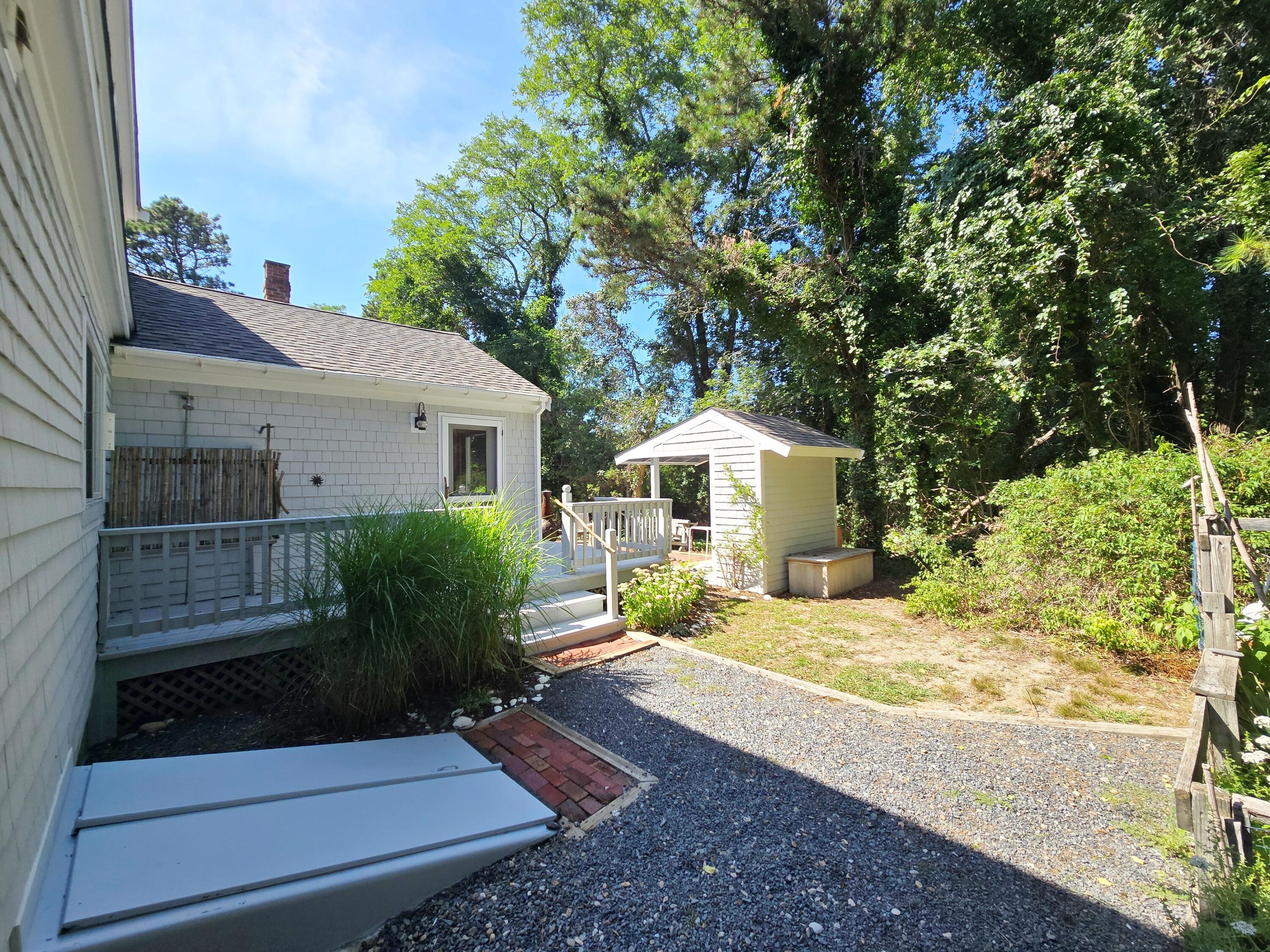 620 Kingsbury Beach Road Eastham, MA 02642 - Photo 15 of 82 20260904_135451 ()