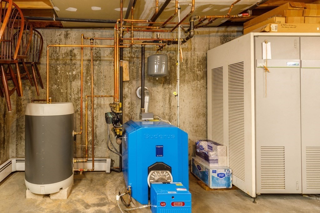 260 E Road Orange, MA 01364 - Photo 16 of 35