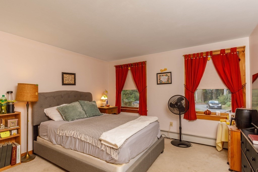 260 E Road Orange, MA 01364 - Photo 8 of 35