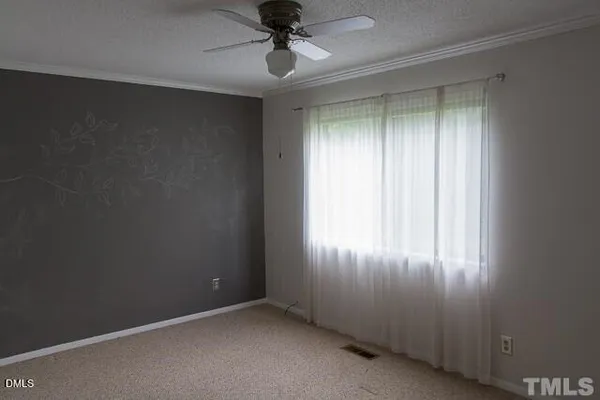 $1,800 | 220 Elizabeth Street, Unit G10, Chapel Hill, NC 27514