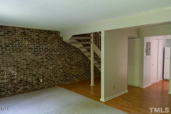 $1,800 | 220 Elizabeth Street, Unit G10, Chapel Hill, NC 27514