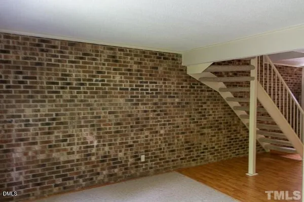 $1,800 | 220 Elizabeth Street, Unit G10, Chapel Hill, NC 27514