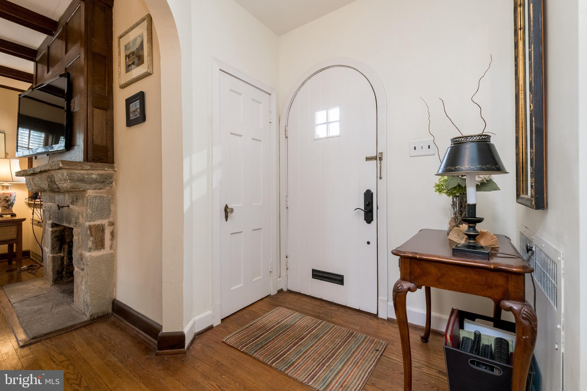 603 Stoneleigh Road Baltimore, MD 21212 - Photo 6 of 42