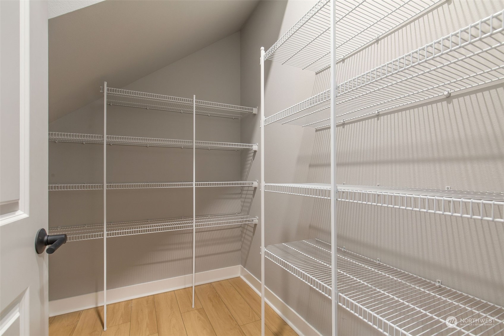 3909 Northeast 27th Place, Unit 22 Renton, WA 98059 - Photo 11 of 31 Gallery Image 11