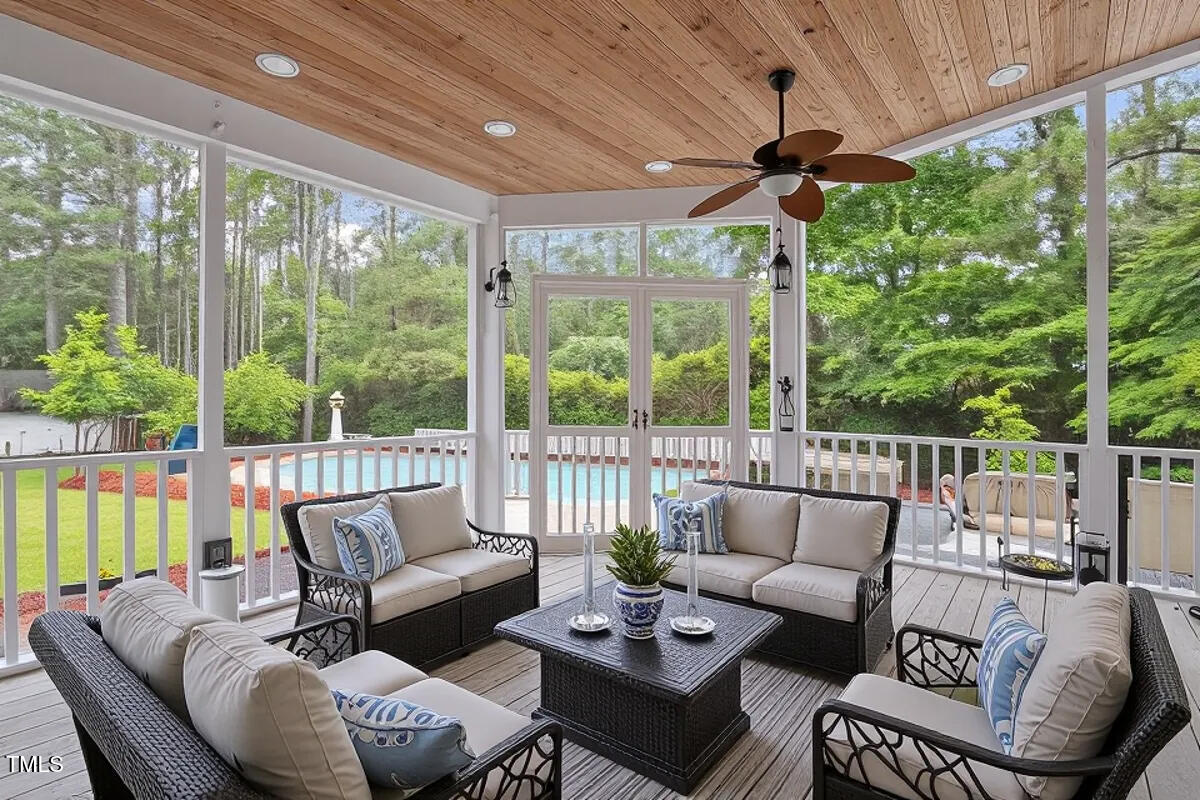 1817 Foxbrook Drive Raleigh, NC 27603 - Photo 10 of 61 collov-ai_20250528232549_yspbb1