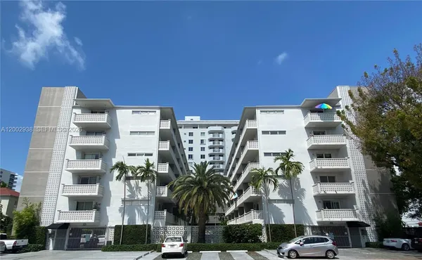 $225,000 | 1620 West Avenue, Unit 204, Miami Beach, FL 33139