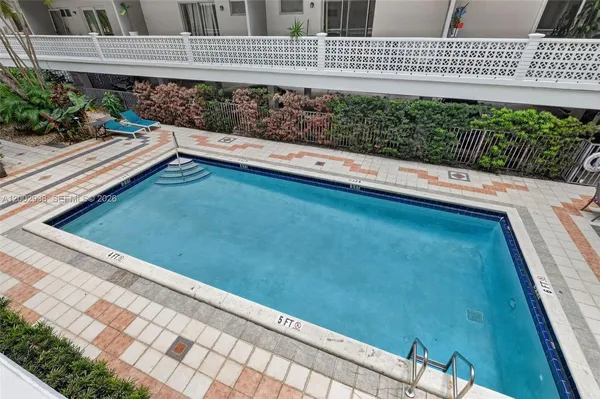 $225,000 | 1620 West Avenue, Unit 204, Miami Beach, FL 33139