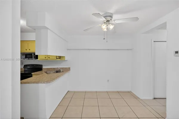 $225,000 | 1620 West Avenue, Unit 204, Miami Beach, FL 33139