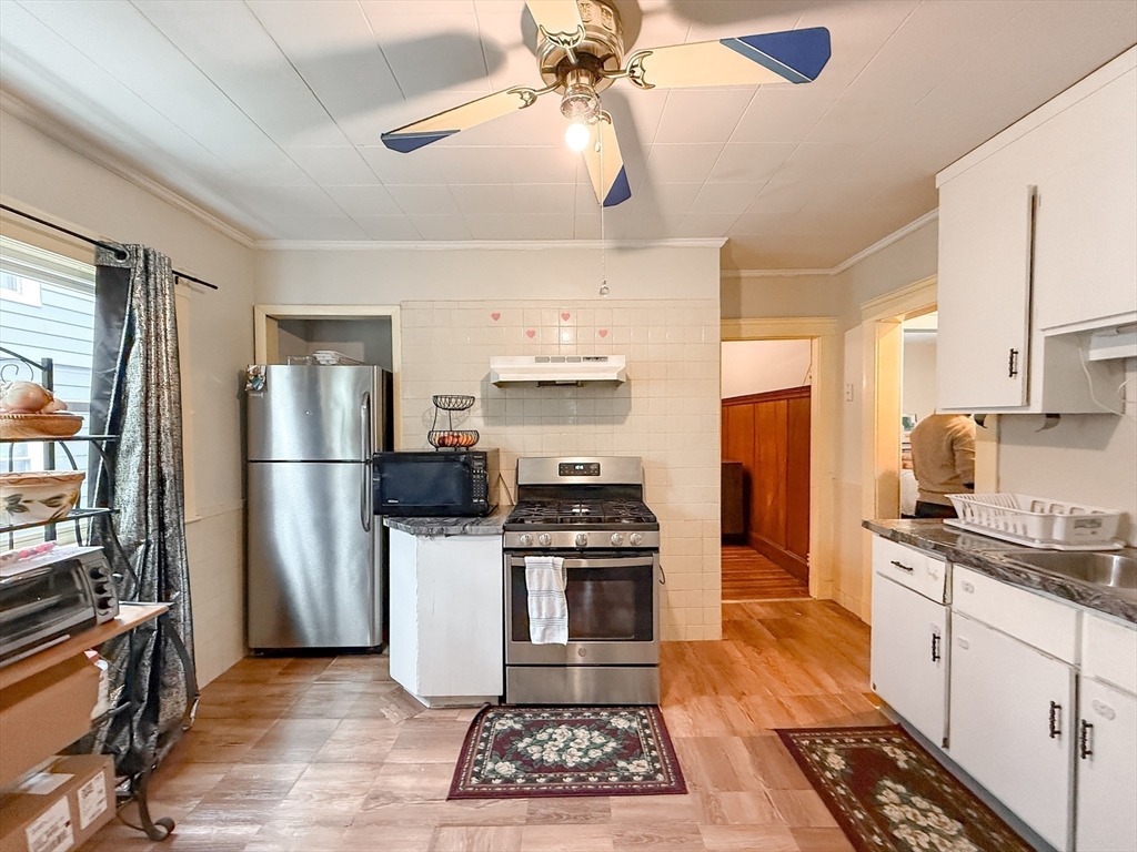 97-99 Wellsmere Road Boston, MA 02131 - Photo 3 of 26 Gallery Image 3