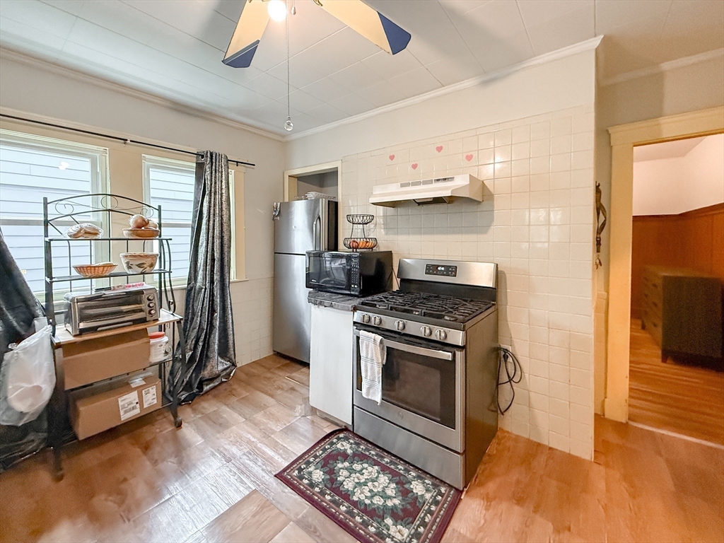97-99 Wellsmere Road Boston, MA 02131 - Photo 8 of 26 Gallery Image 8