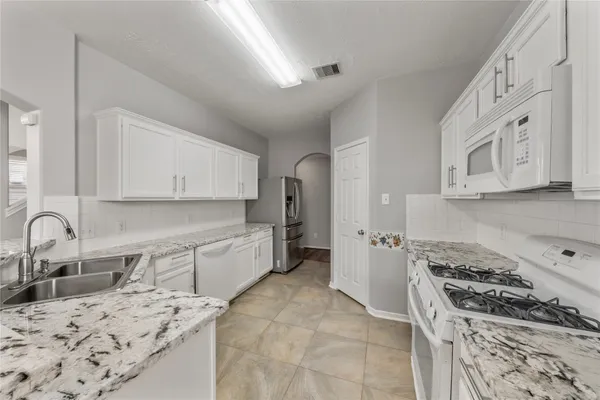 $254,999 | 6354 Wilshire Ridge, Houston, TX 77040