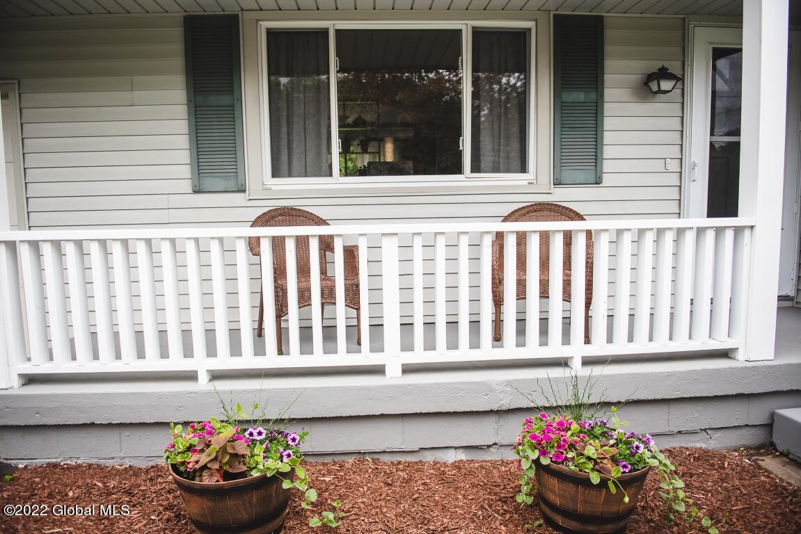 152 South Country Ridge Road Amsterdam, NY 12010 - Photo 14 of 45 amsterdam hosue-20 (Medium)