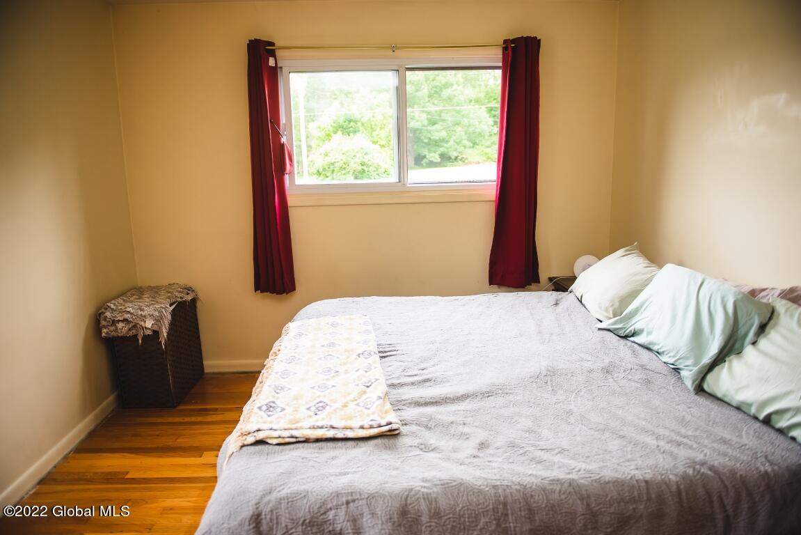 152 South Country Ridge Road Amsterdam, NY 12010 - Photo 33 of 45 amsterdam hosue-56 (Medium)