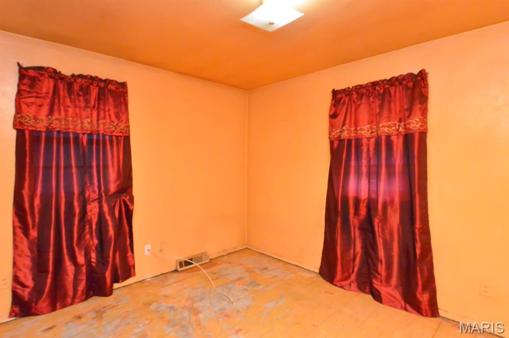 8627 Lower Marine Road St. Jacob, IL 62281 - Photo 13 of 32