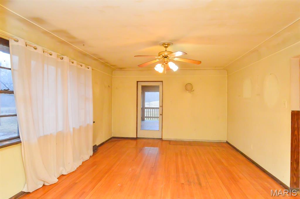 8627 Lower Marine Road St. Jacob, IL 62281 - Photo 7 of 32