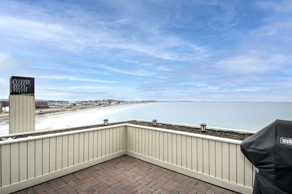 46 Oceanside Drive, Unit 46 Hull, MA 02045 - Photo 1 of 17