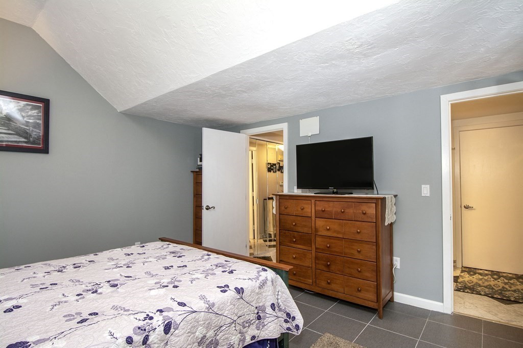 46 Oceanside Drive, Unit 46 Hull, MA 02045 - Photo 13 of 17