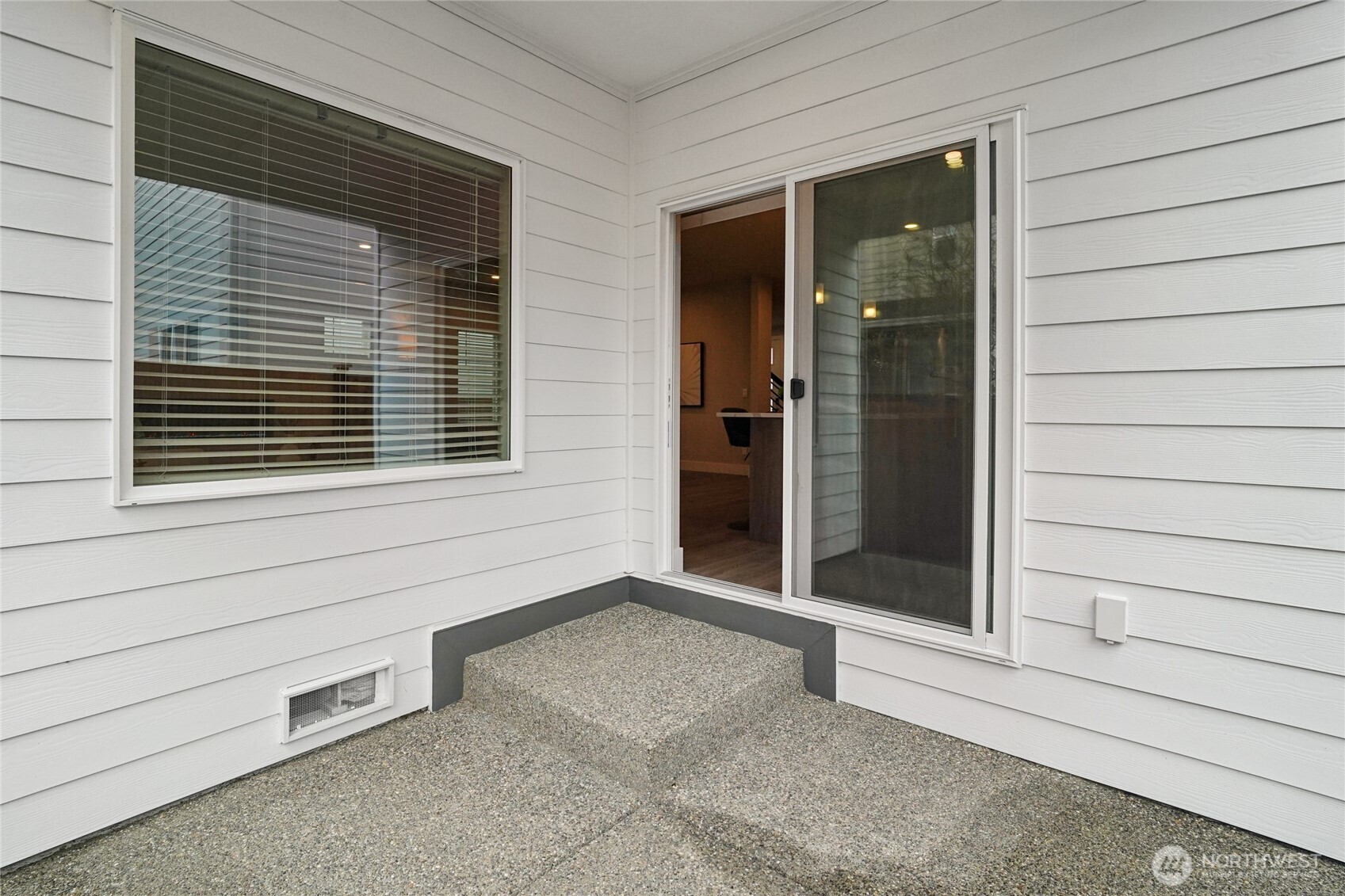 3822 194th Street Southeast Bothell, WA 98012 - Photo 27 of 29 a view of an entryway of house