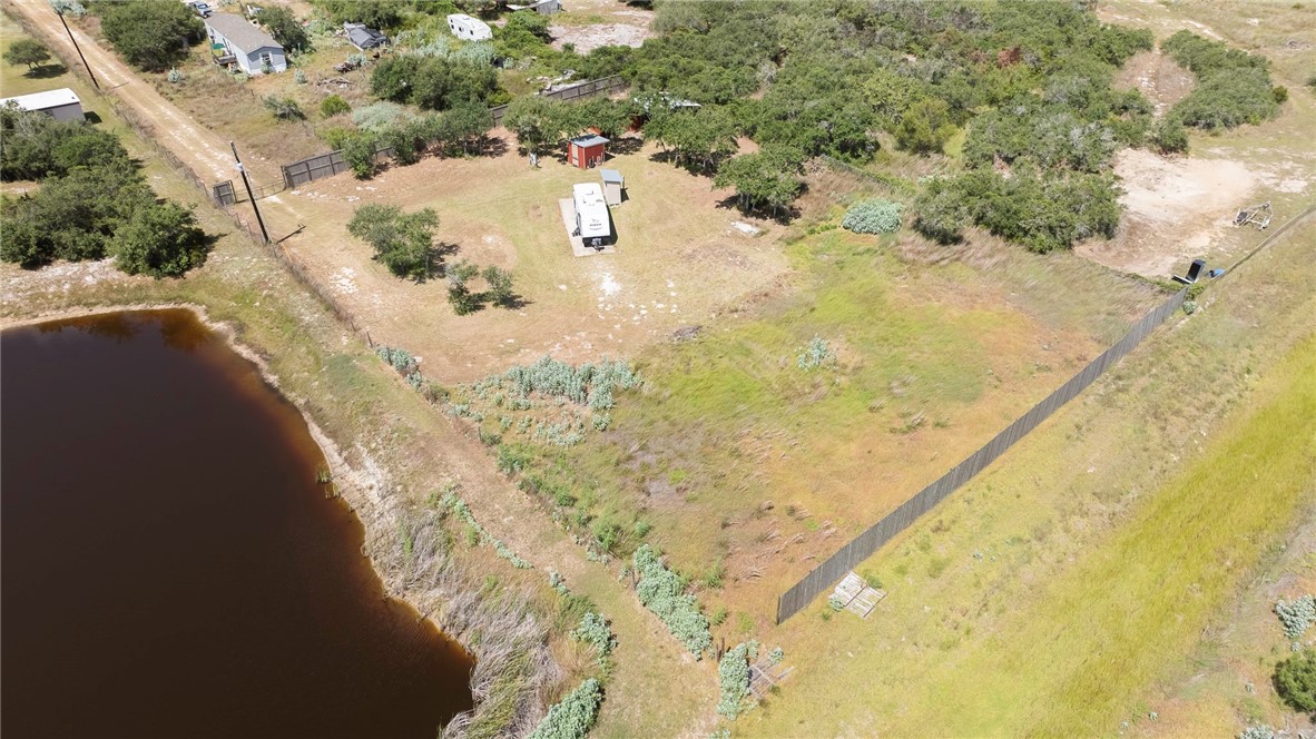 908 Jacoby Lane Aransas Pass, TX 78336 - Photo 7 of 27