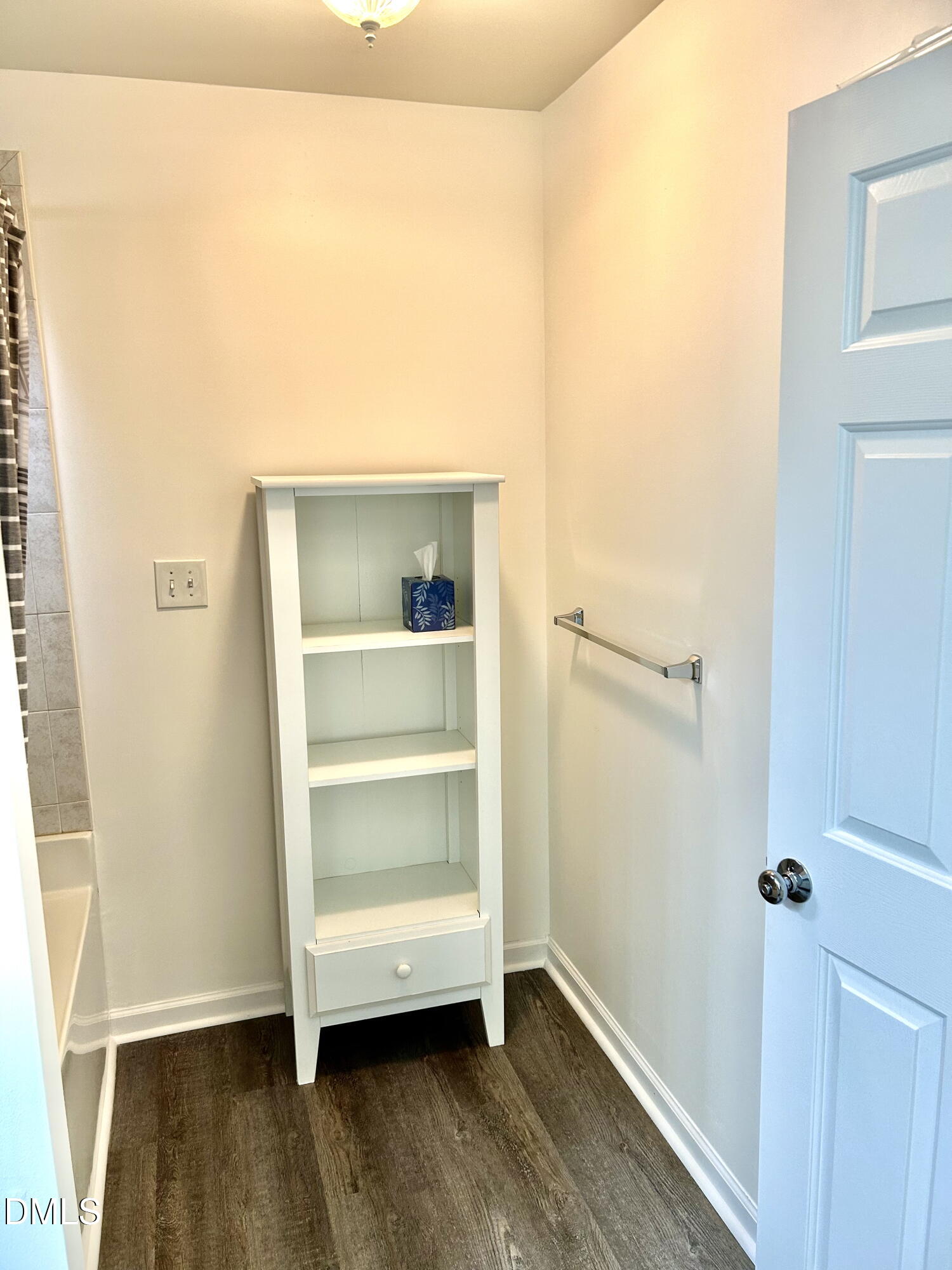 1059 Torrence Drive Apex, NC 27502 - Photo 31 of 49 1059 Torrence Dr Hall Bath Cabinet