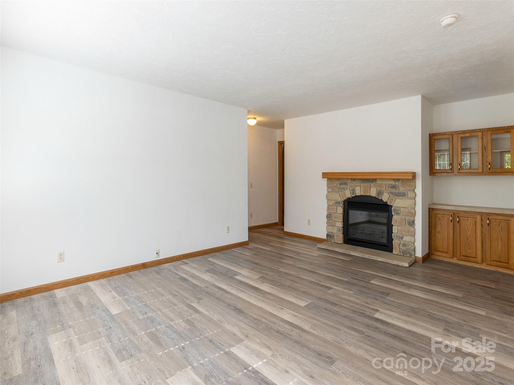 97 Hoopers Creek Road Fletcher, NC 28732 - Photo 4 of 21