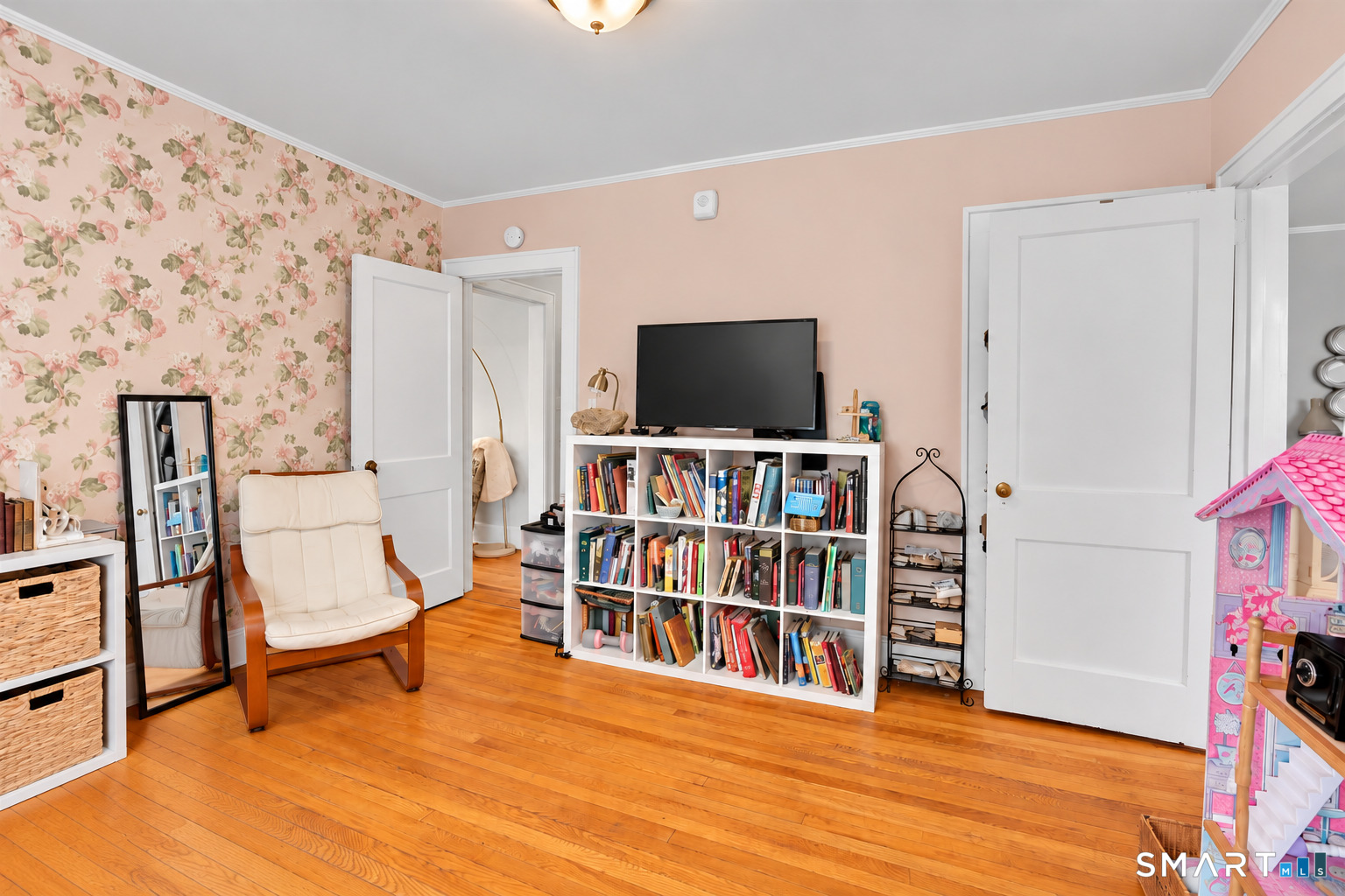 18 Robin Road, Unit 1 West Hartford, CT 06119 - Photo 21 of 30 Gallery Image 21
