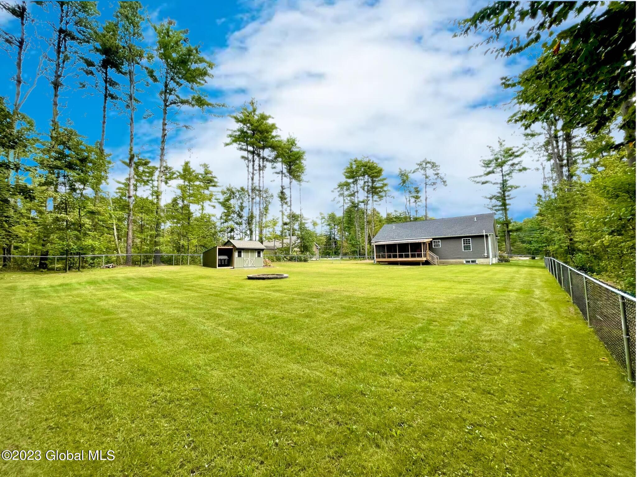 507 Gansevoort Road Moreau, NY 12828 - Photo 5 of 36 IMG_4285