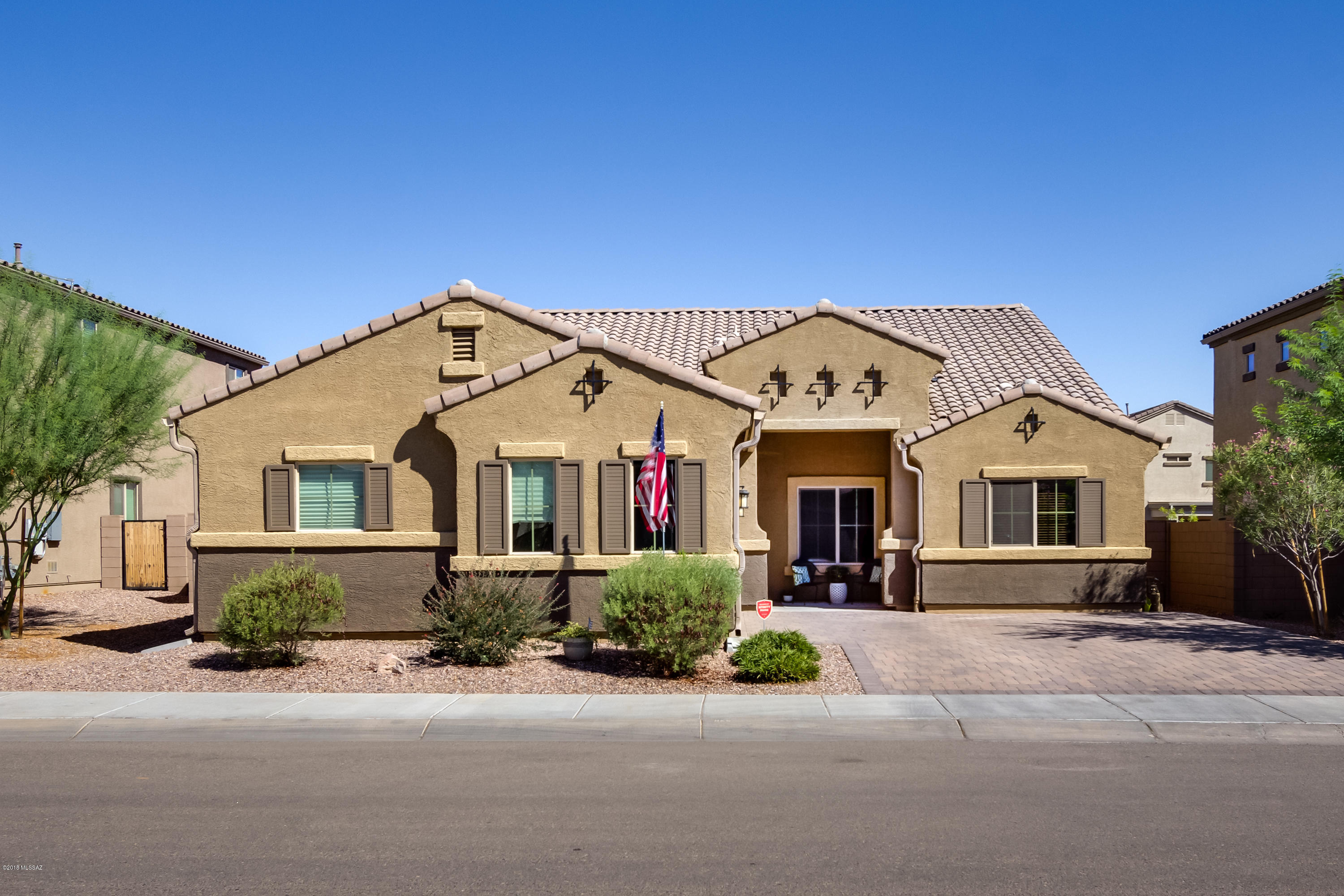 8710 West Denstone Road Marana, AZ 85653 - Photo 2 of 24