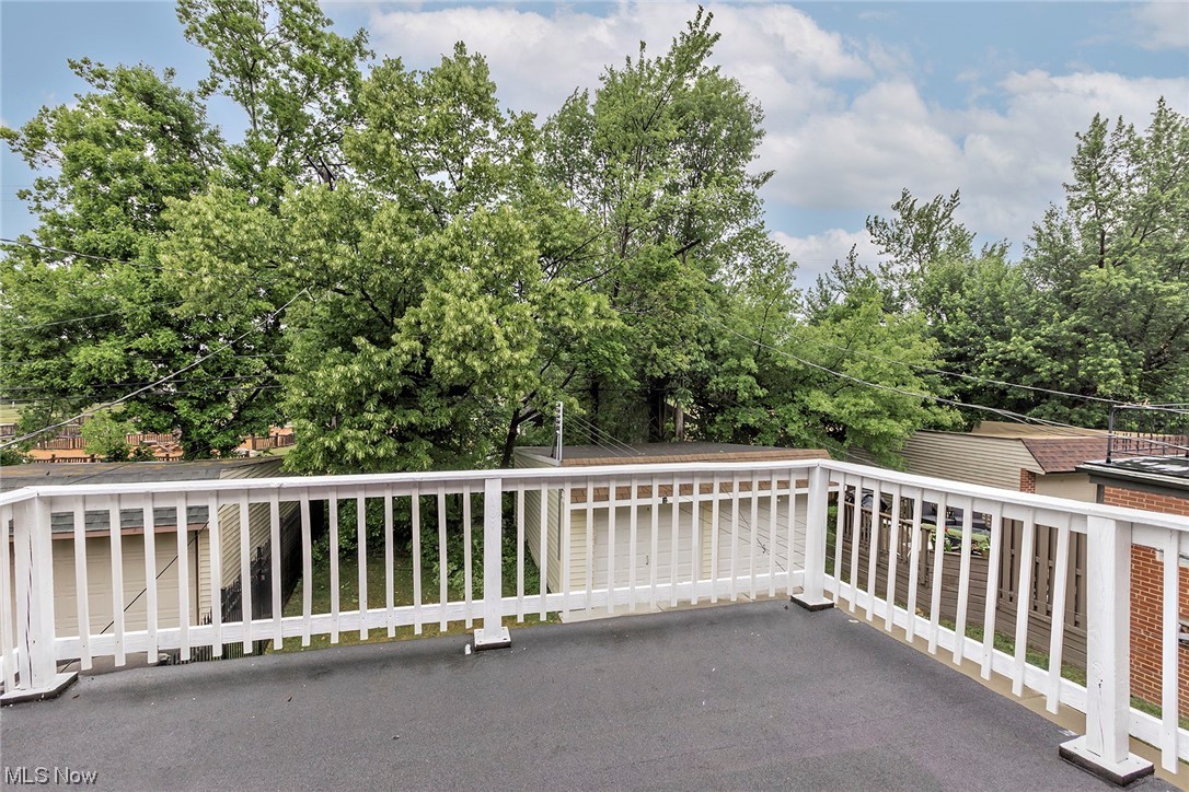 3889 Faversham Road Cleveland, OH 44118 - Photo 26 of 29 Gallery Image 26