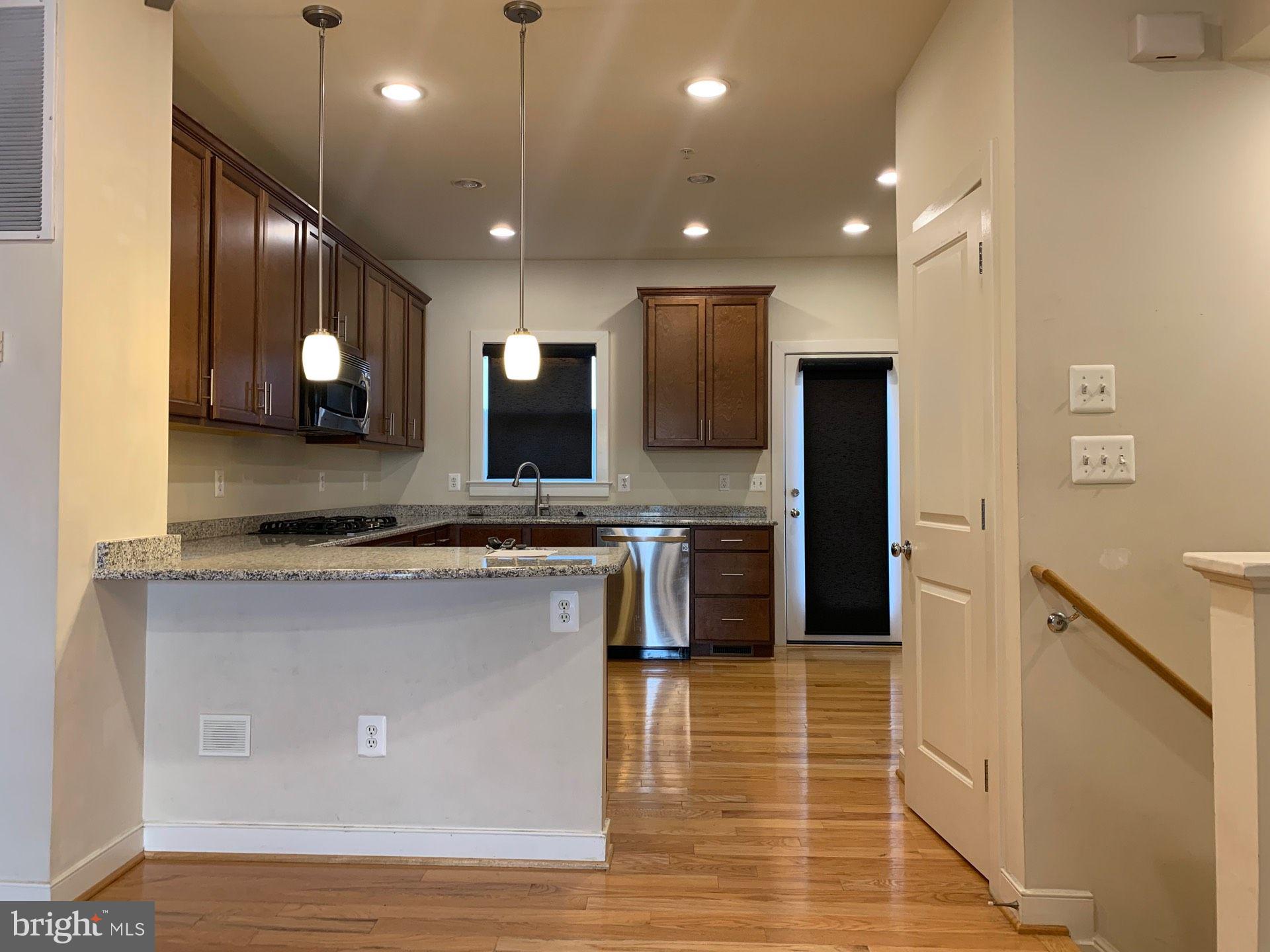 4159 Rush Street Fairfax, VA 22033 - Photo 9 of 30