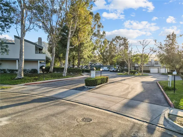 $499,000 | 6490 Twin Cir Lane, Simi Valley, CA 93063