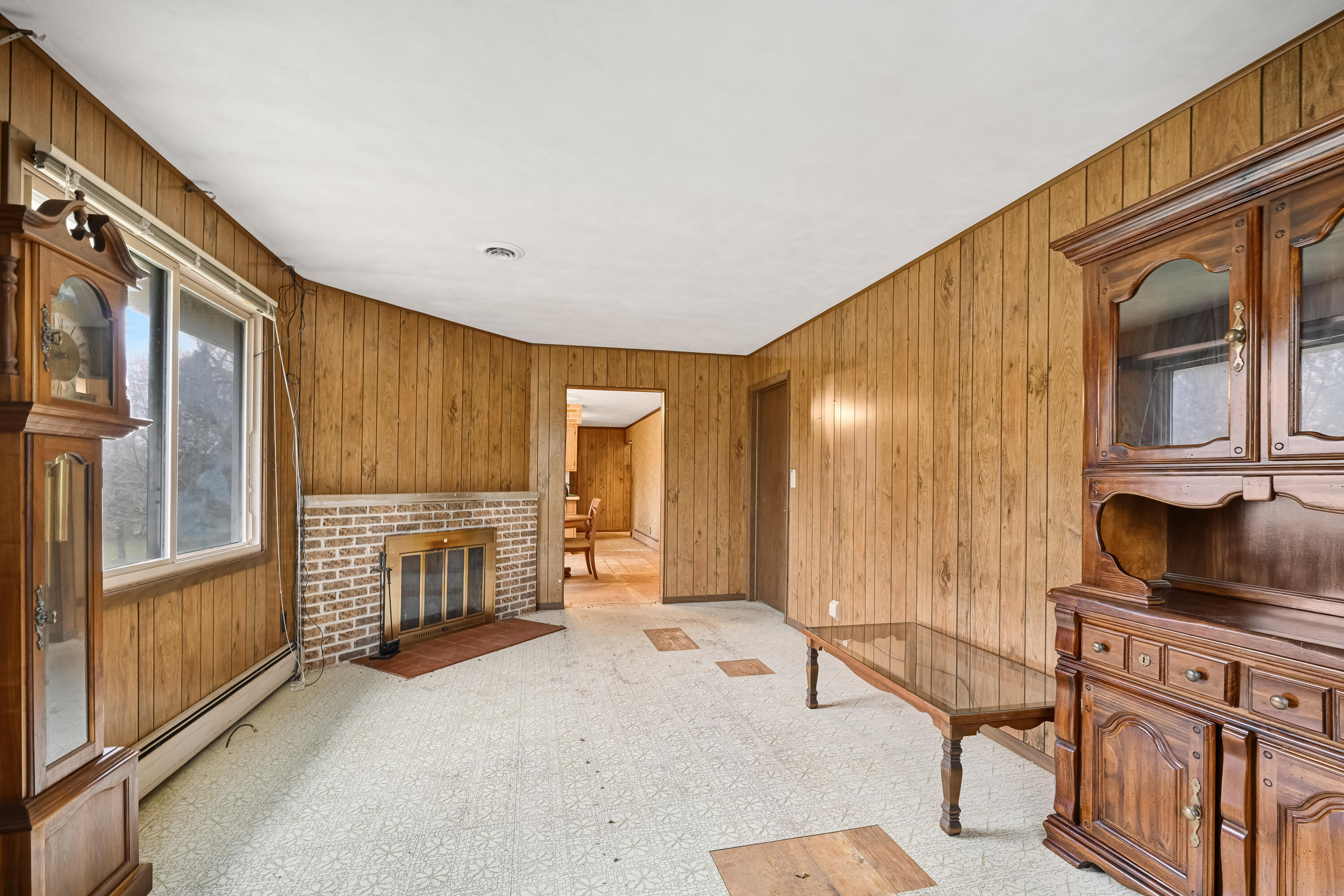 N5907 Aspen Drive Spring Prairie, WI 53105 - Photo 21 of 51 Family Room