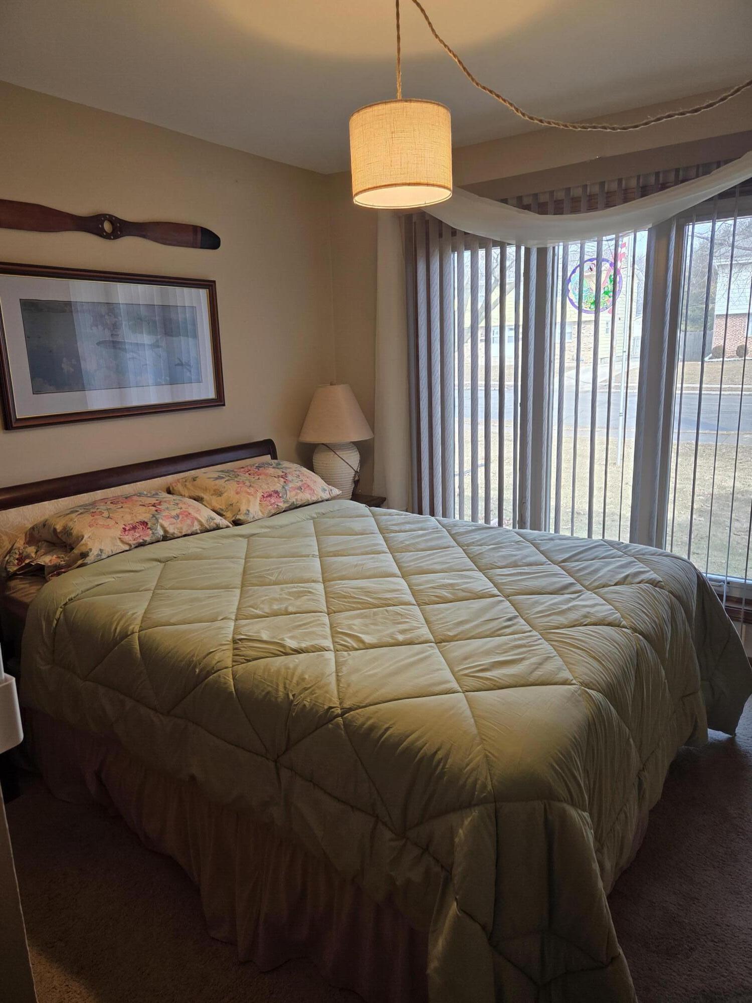 5215 67th Street Kenosha, WI 53142 - Photo 11 of 20 2ndbed