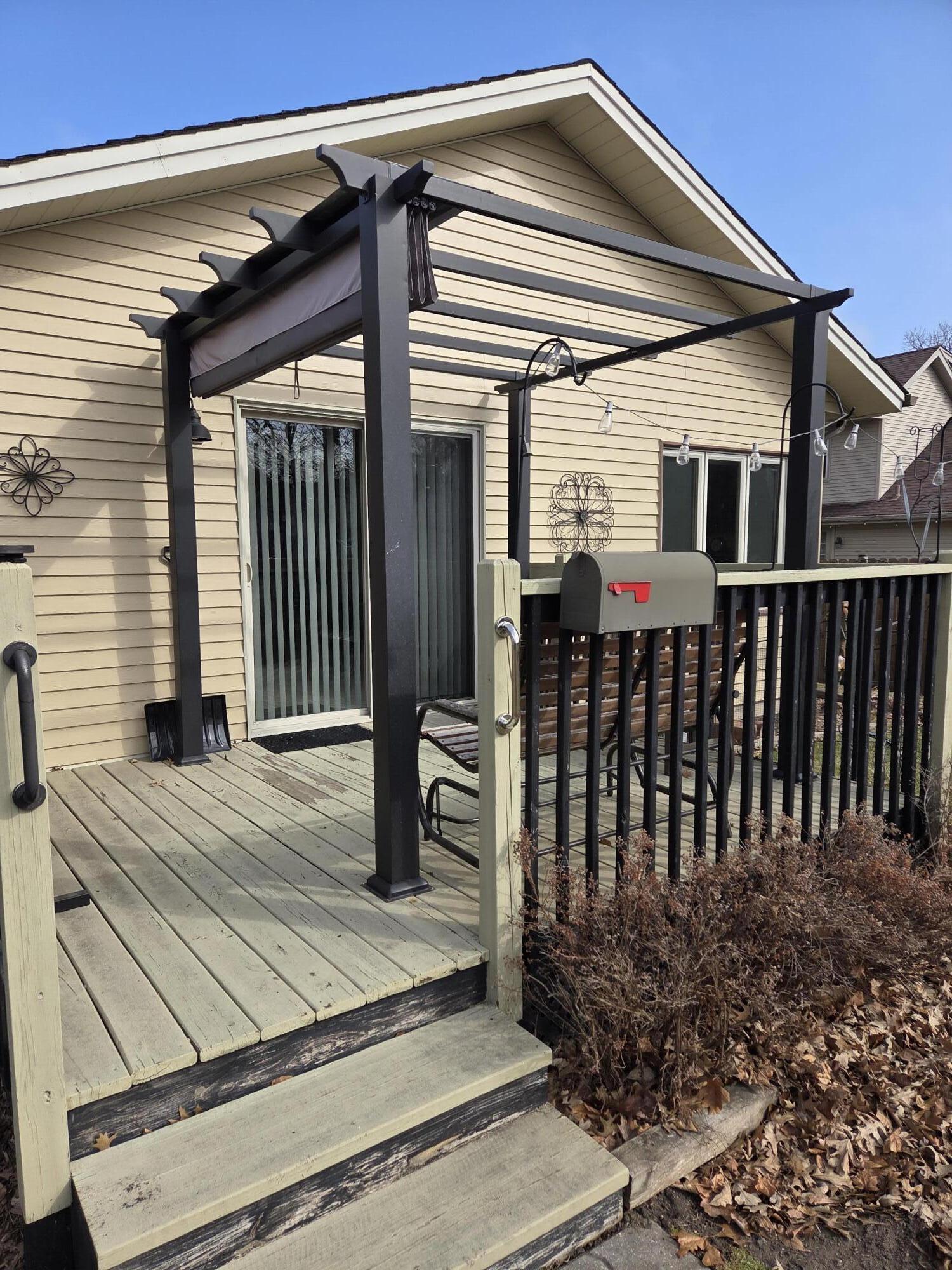 5215 67th Street Kenosha, WI 53142 - Photo 18 of 20 patio