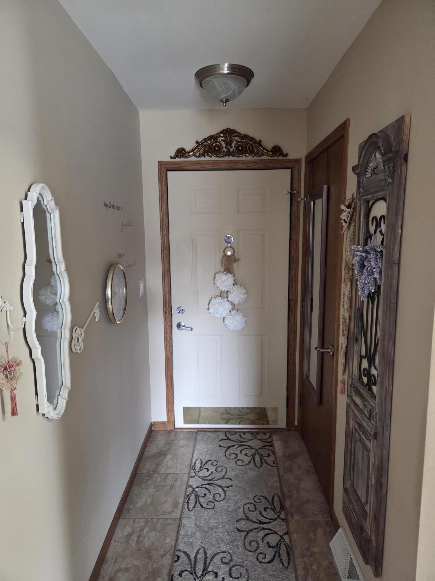 5215 67th Street Kenosha, WI 53142 - Photo 2 of 20 entry