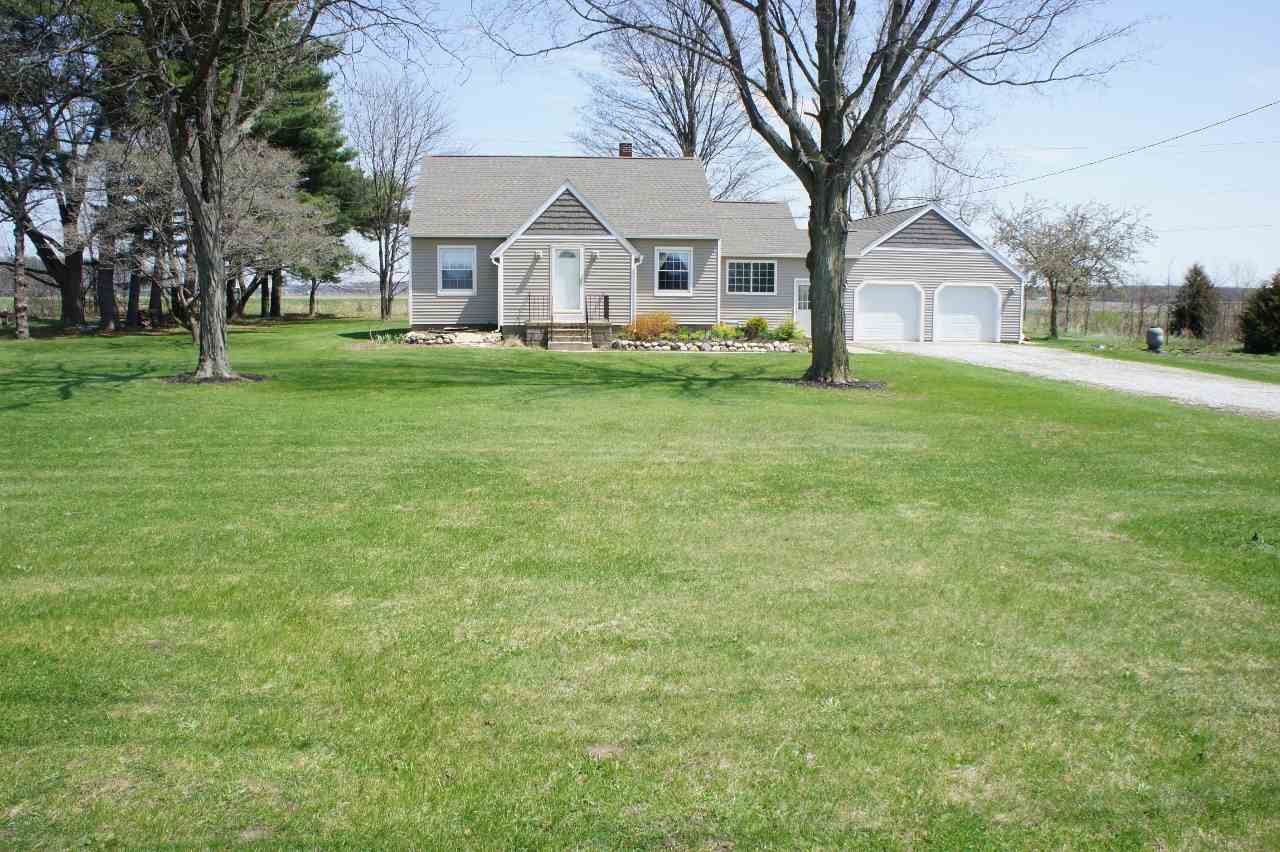 54300 Elm Road Mishawaka, IN 46545 - Photo 4 of 22 Gallery Image 4