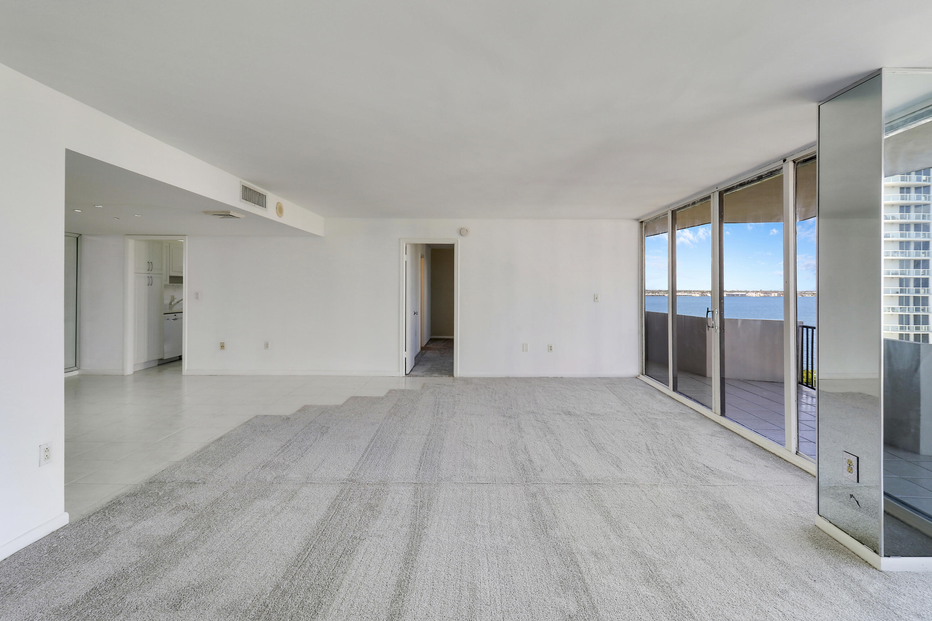 4200 North Ocean Drive, Unit 21005 Riviera Beach, FL 33404 - Photo 40 of 54 House1-13