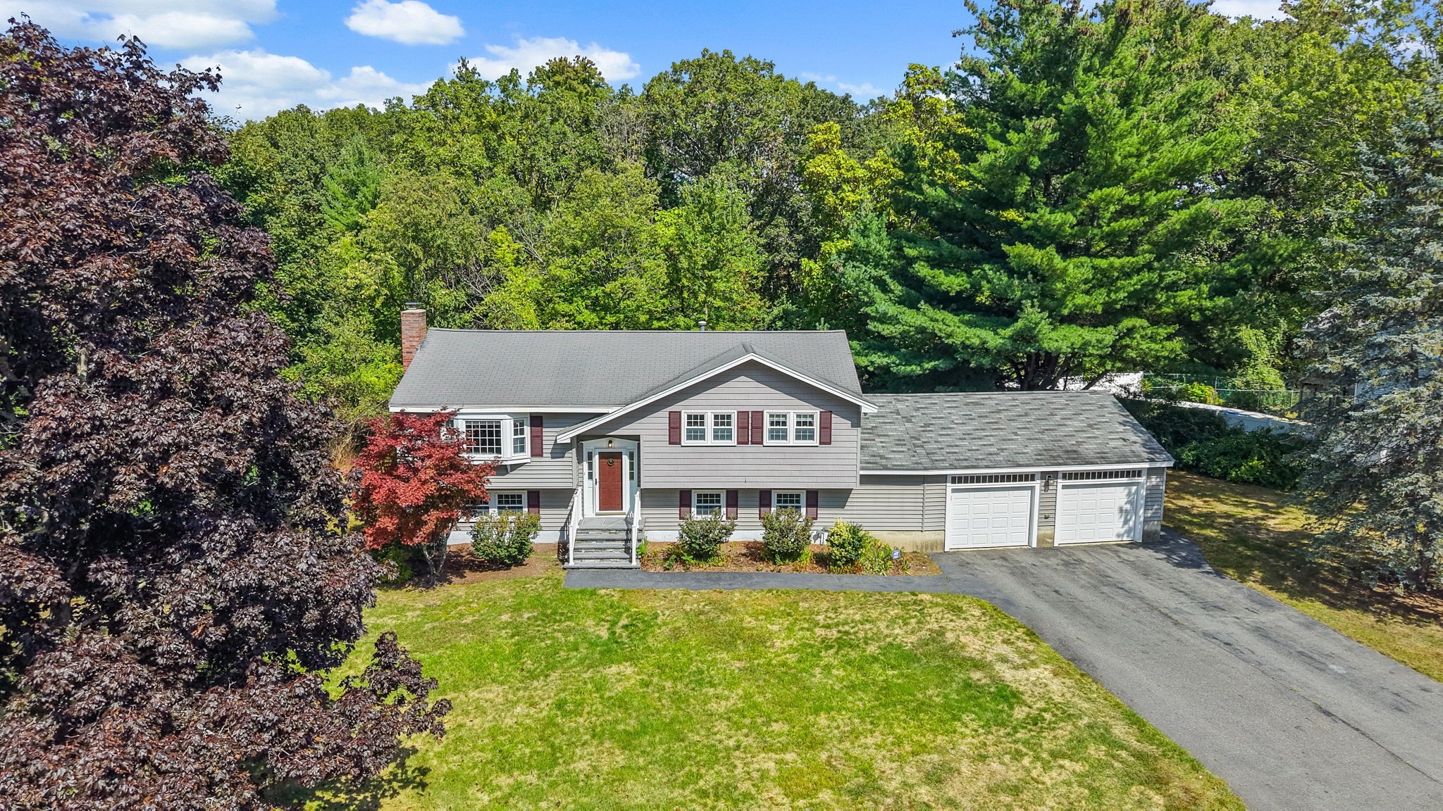 8 Roaen Drive Chelmsford, MA 01863 - Photo 2 of 39 Gallery Image 2
