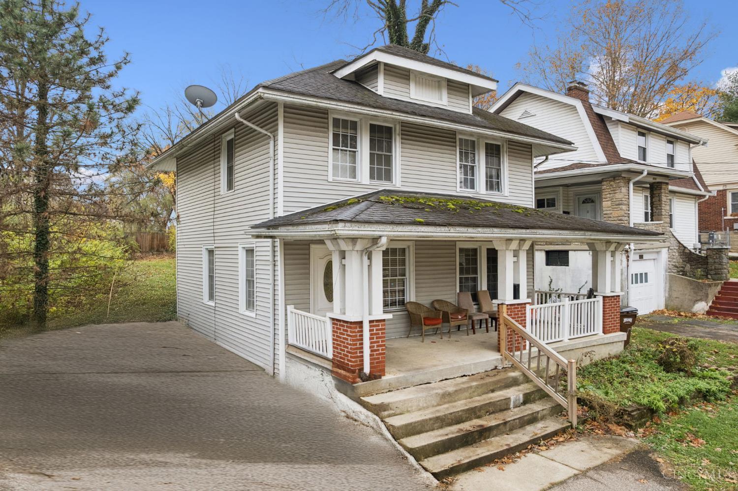 4711 Foley Road Cincinnati, OH 45238 - Photo 2 of 15