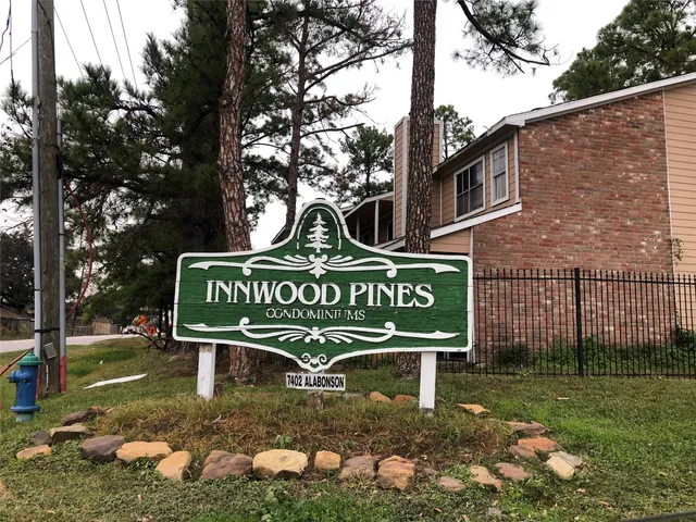 $950 | 7402 Alabonson Road, Unit 309, Houston, TX 77088