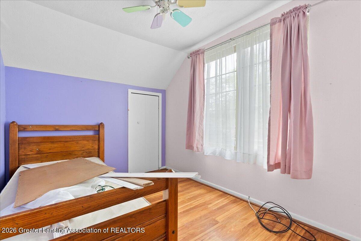 306 East Cavanaugh Road Lansing, MI 48910 - Photo 22 of 29 22-Media Jett - 17