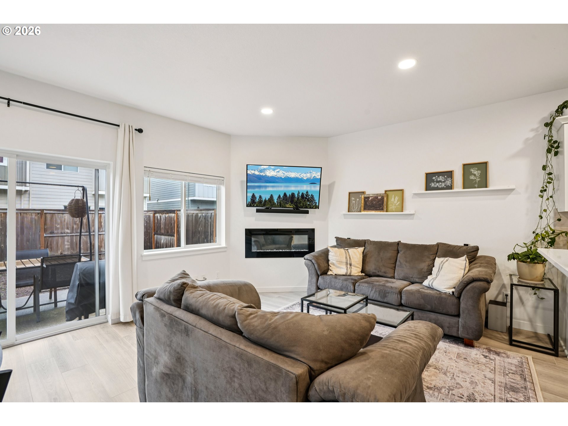 1275 South 28th Avenue Cornelius, OR 97113 - Photo 5 of 35