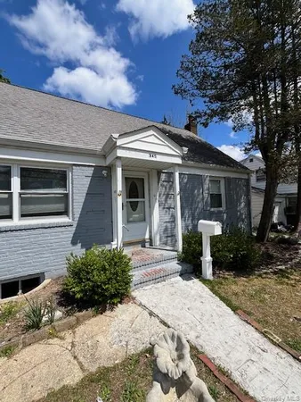 $4,700 | 345 Walton Street, West Hempstead, NY 11552