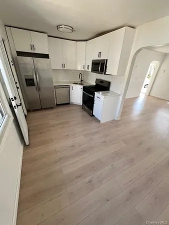 $4,700 | 345 Walton Street, West Hempstead, NY 11552
