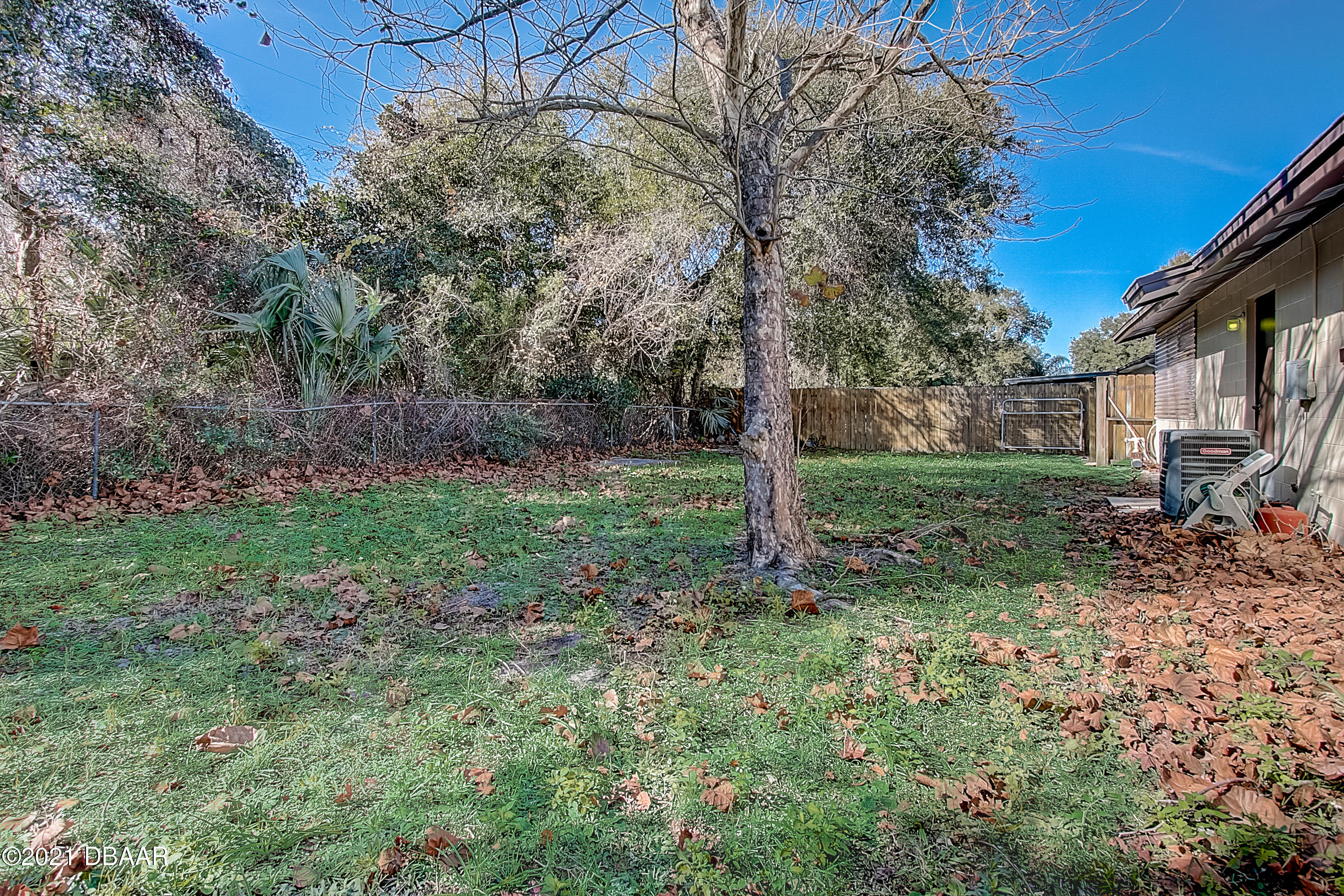 2218 Nottingham Road South Daytona, FL 32119 - Photo 32 of 33 38-Nottingham Rd-038