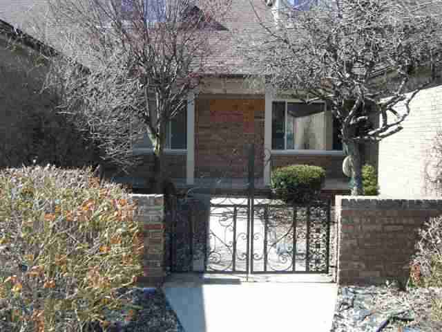 33239 Utica Road Fraser, MI 48026 - Photo 10 of 18 courtyard