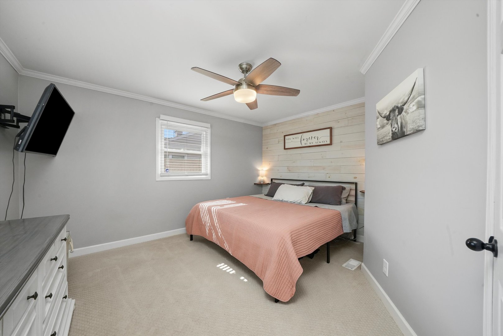 3908 Owl Drive Rolling Meadows, IL 60008 - Photo 18 of 36 a bedroom with a bed and a flat screen tv