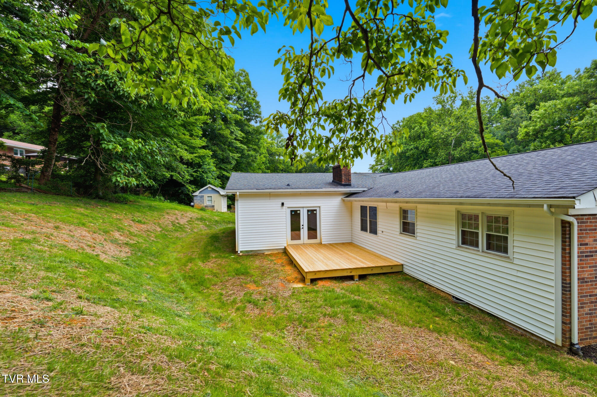 1345 King College Road Bristol, TN 37620 - Photo 38 of 42 DSC_0227