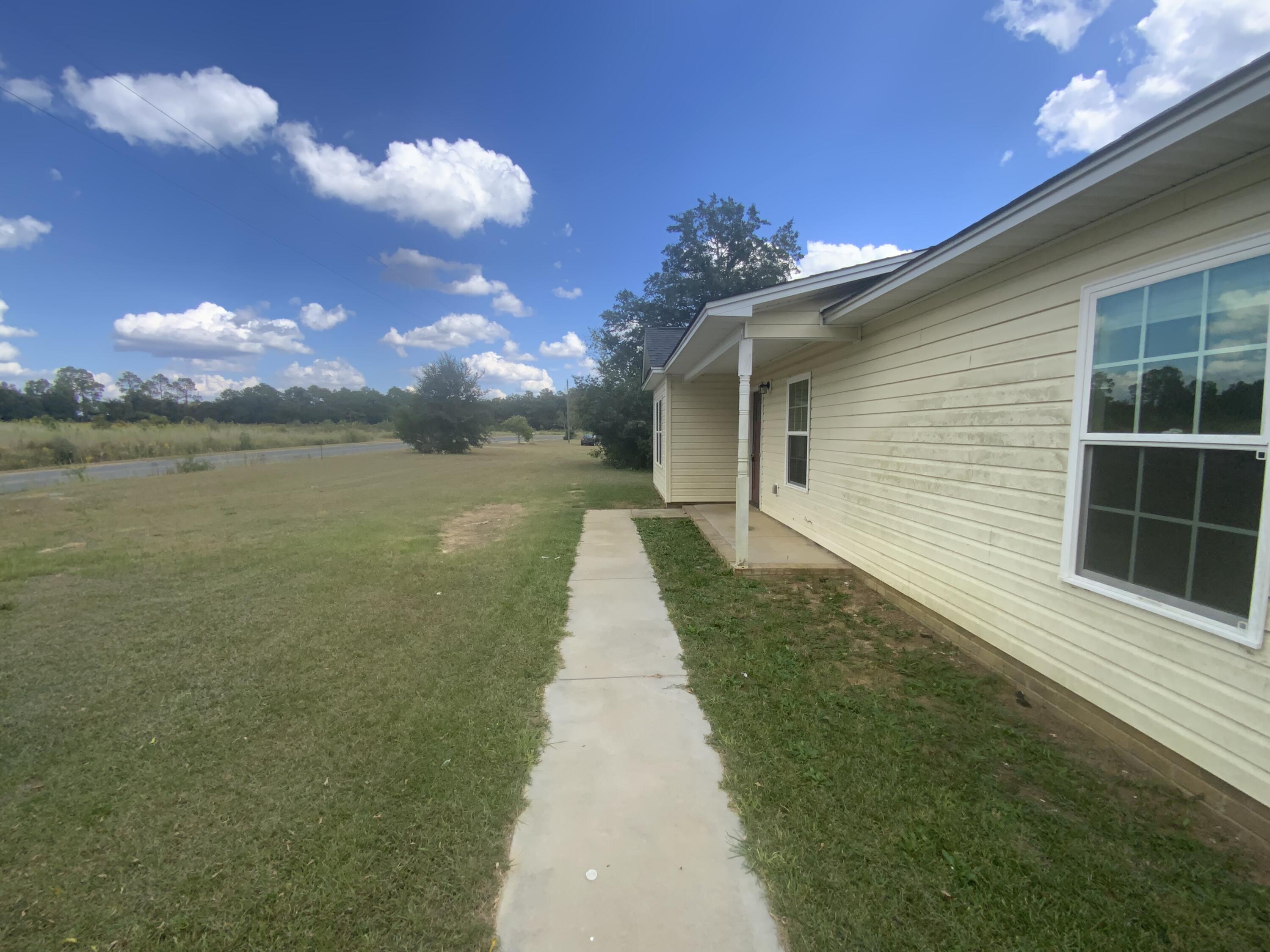 575 Shearer Road Bishopville, SC 29010 - Photo 3 of 25 Gallery Image 3